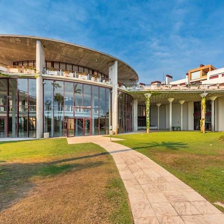 Resort Parque Botanico Club & Country エステポナ エクステリア 写真