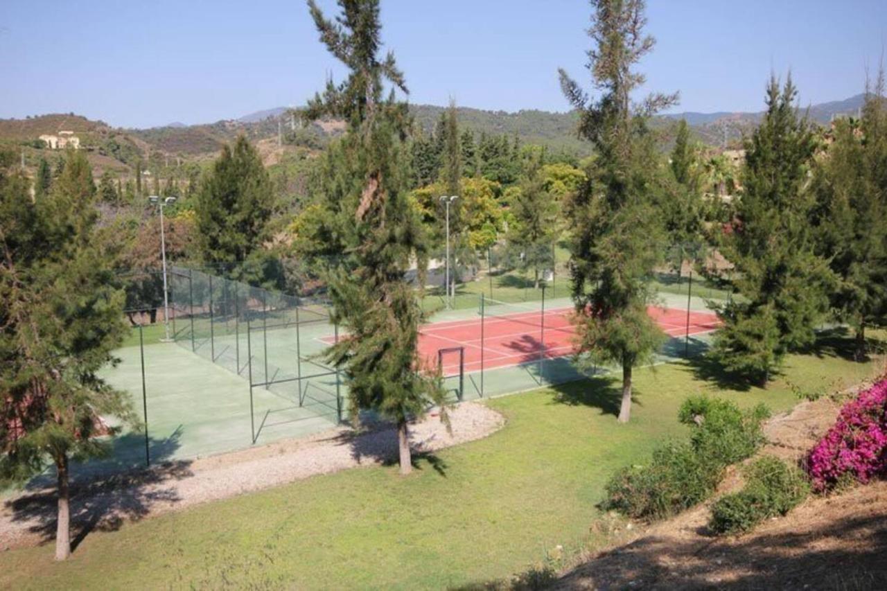 Resort Parque Botanico Club & Country エステポナ エクステリア 写真